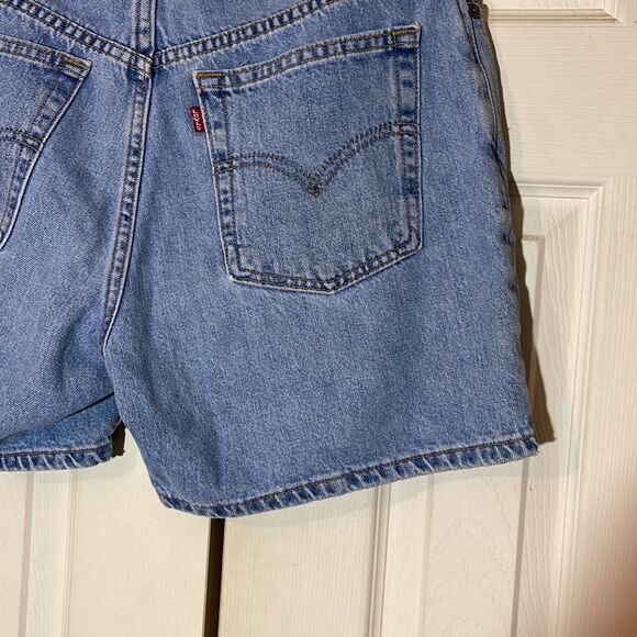 Levi's Vintage Faded Medium Blue Denim Shorts High Rise Red Tag 12 - Picture 12 of 16